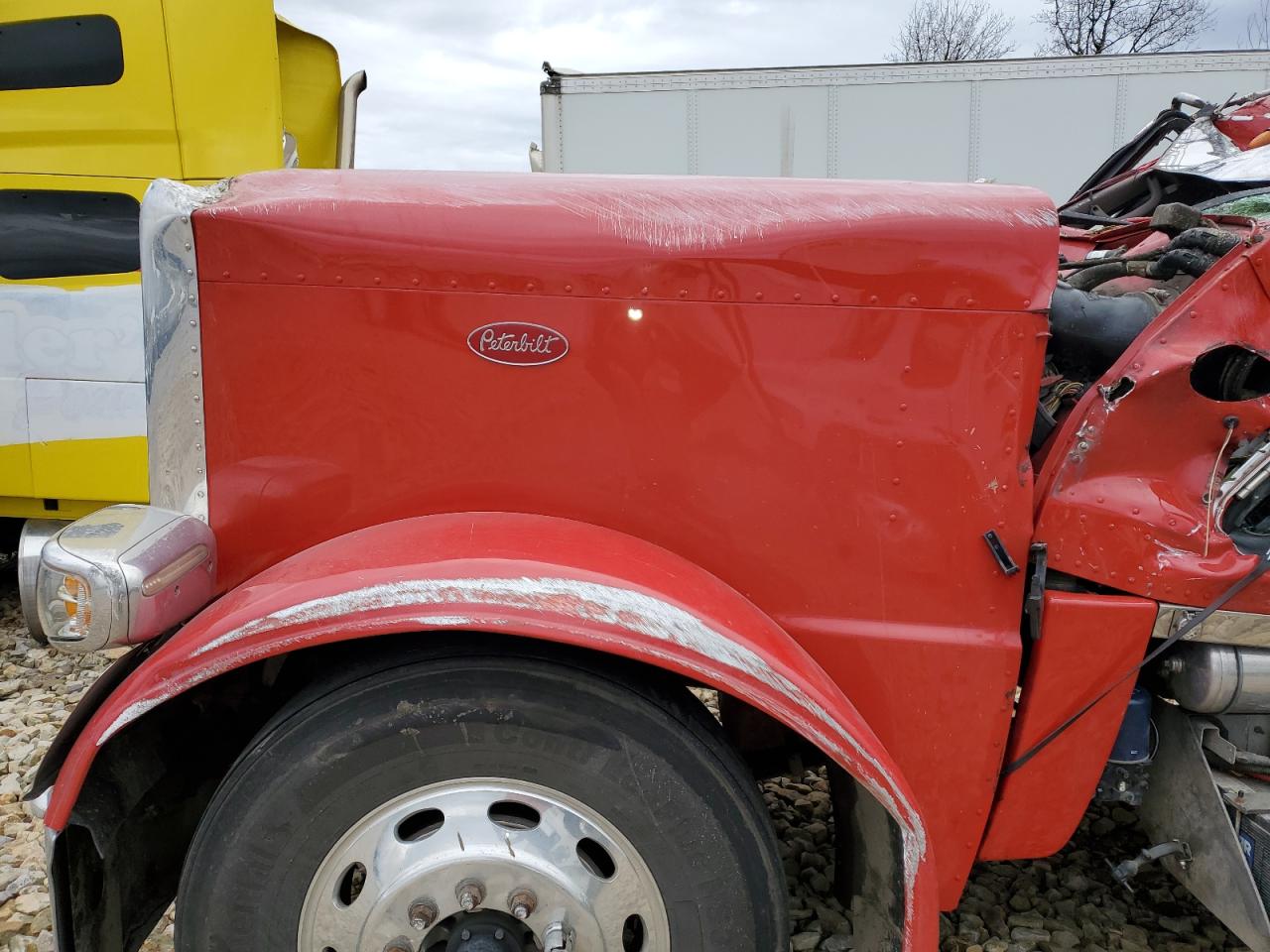 Peterbilt 389 Image 3