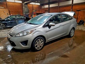  Salvage Ford Fiesta