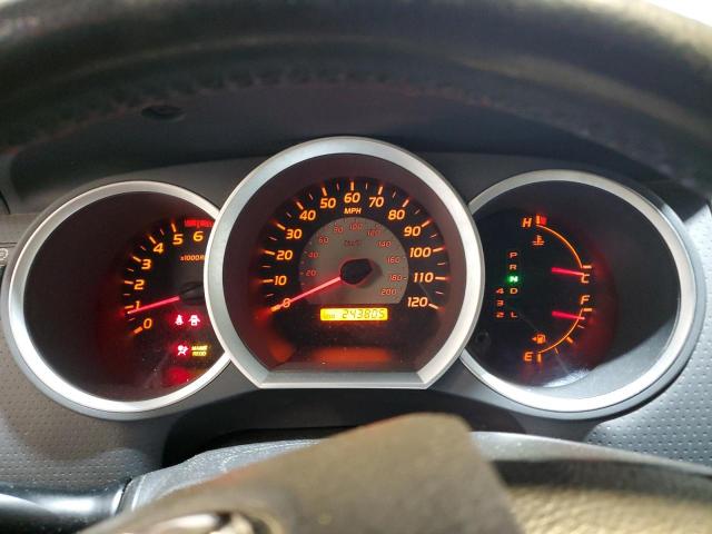 Toyota Tacoma Access Cab Image 3