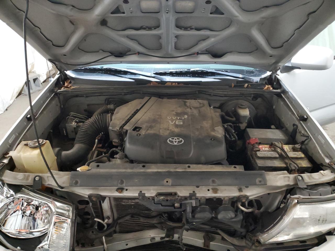 Toyota Tacoma Access Cab Image 10