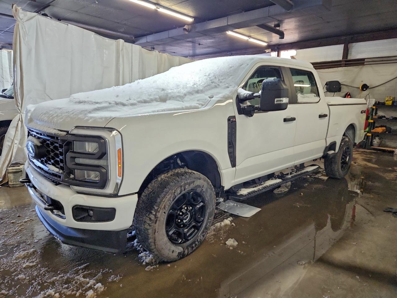 Ford F-250 Super Duty Image 1