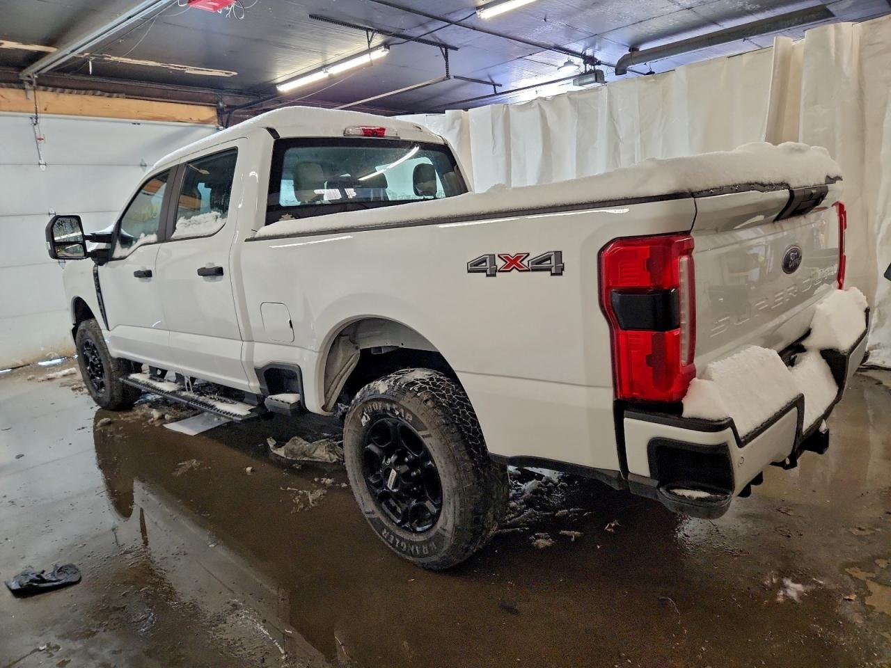Ford F-250 Super Duty Image 10