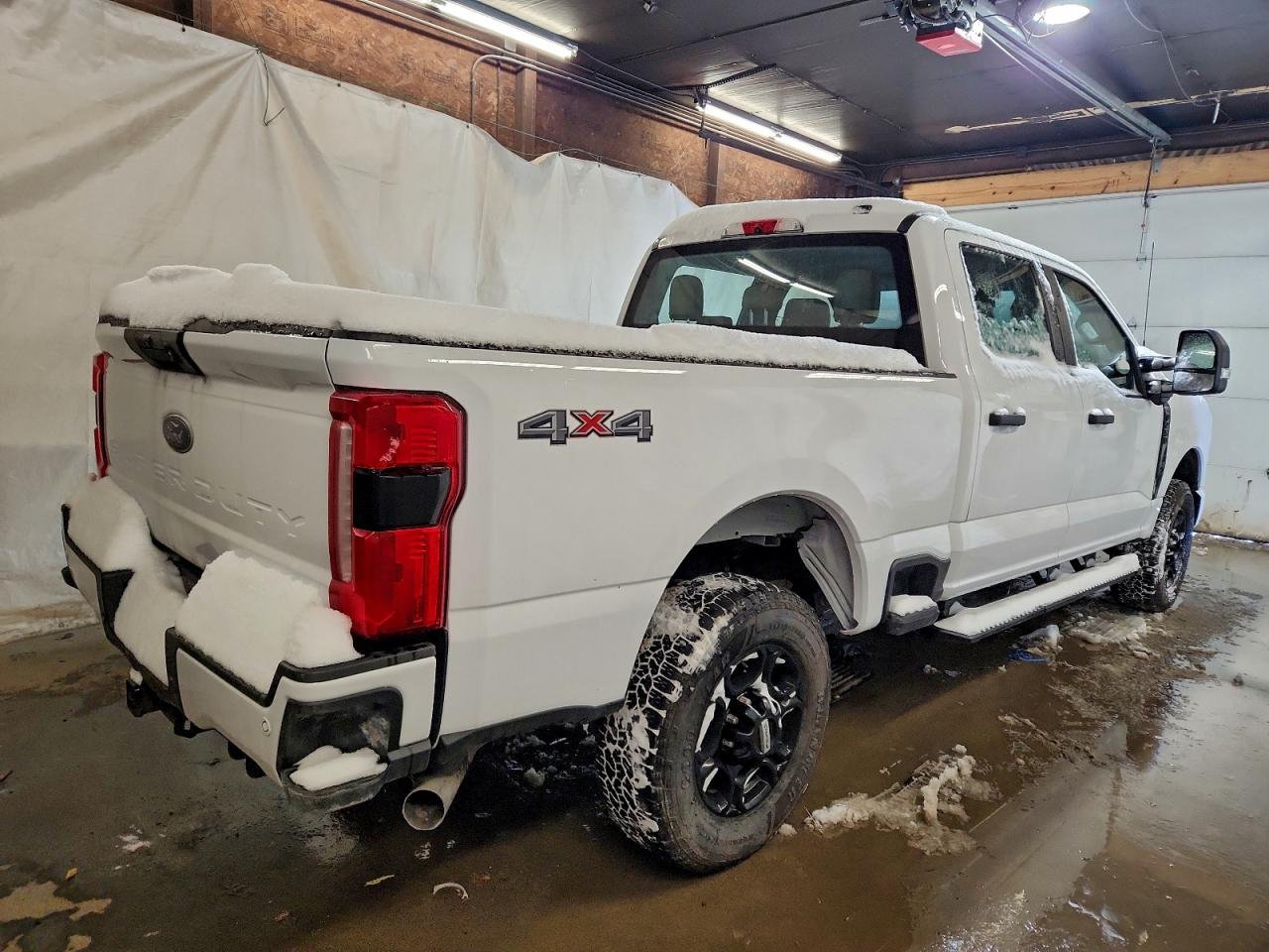 Ford F-250 Super Duty Image 2