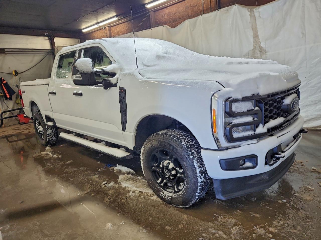 Ford F-250 Super Duty Image 11