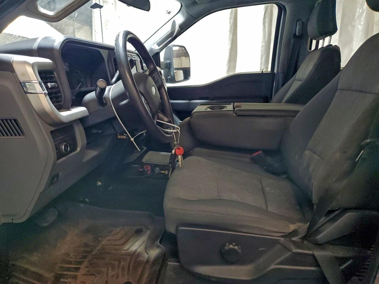 Ford F-250 Super Duty Image 5