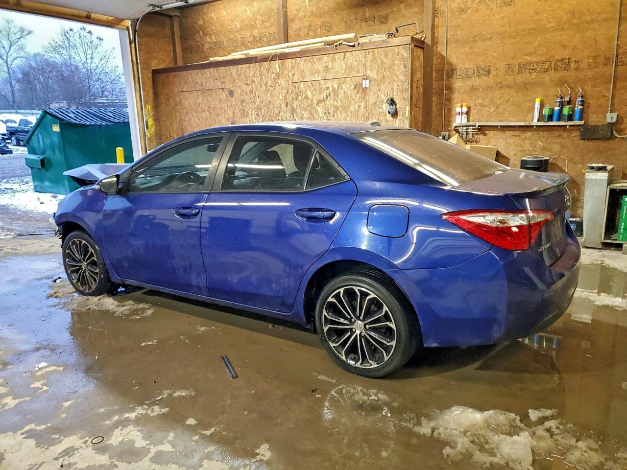 Toyota Corolla L Image 3