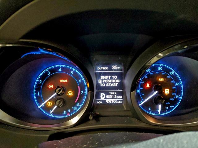 Toyota Corolla L Image 8