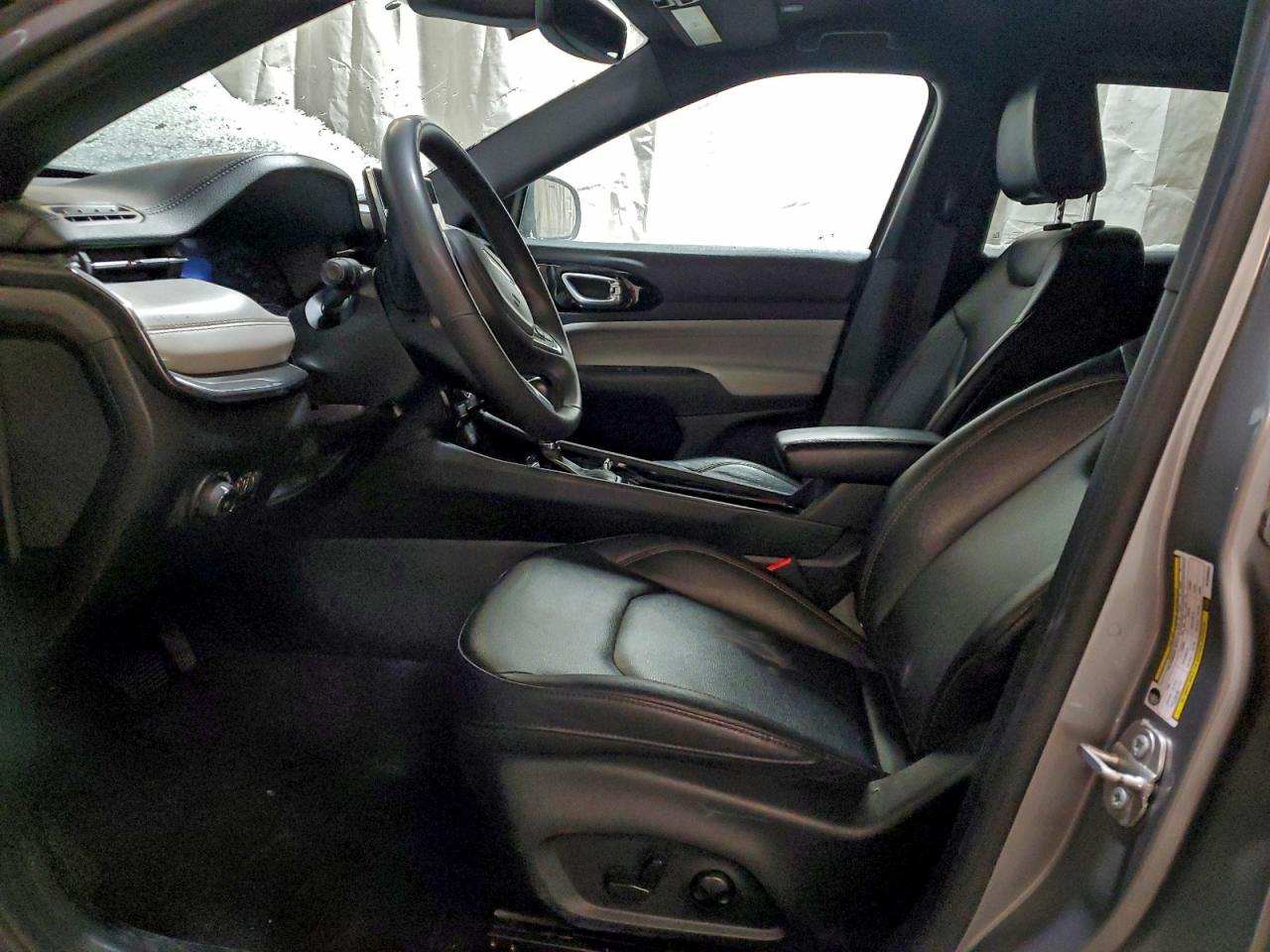 Jeep Compass Limited Image 10