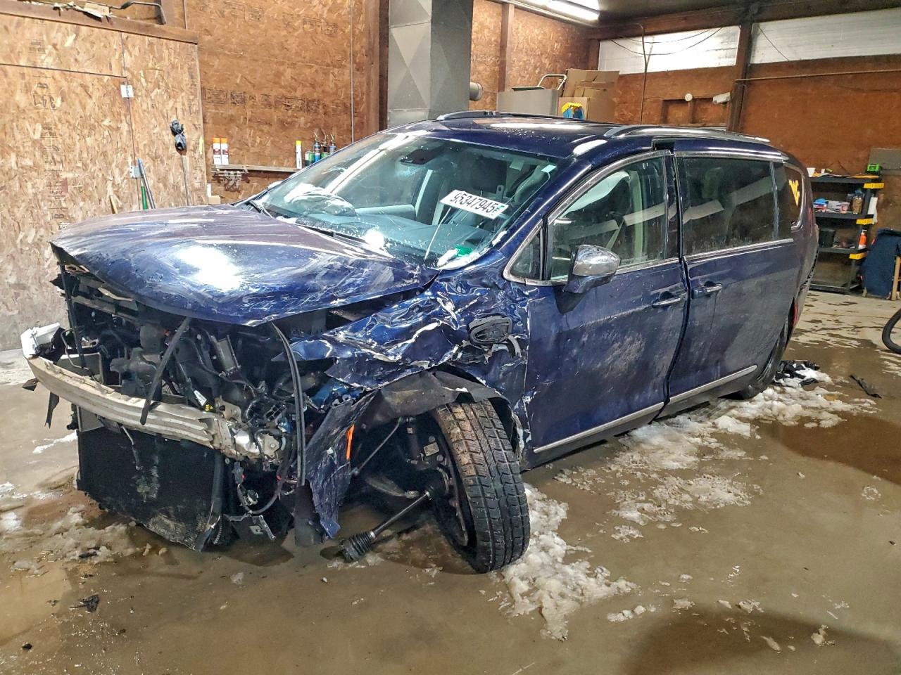 Chrysler Pacifica Hybrid Limited Image 1