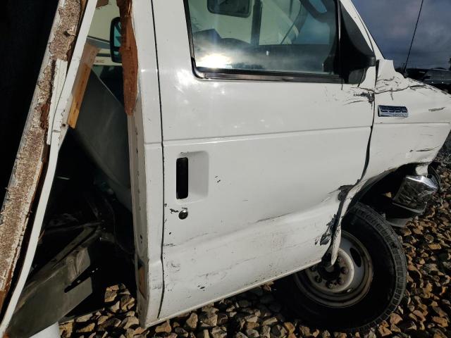 Ford Econoline E350 Super Duty Cutaway Van Image 8