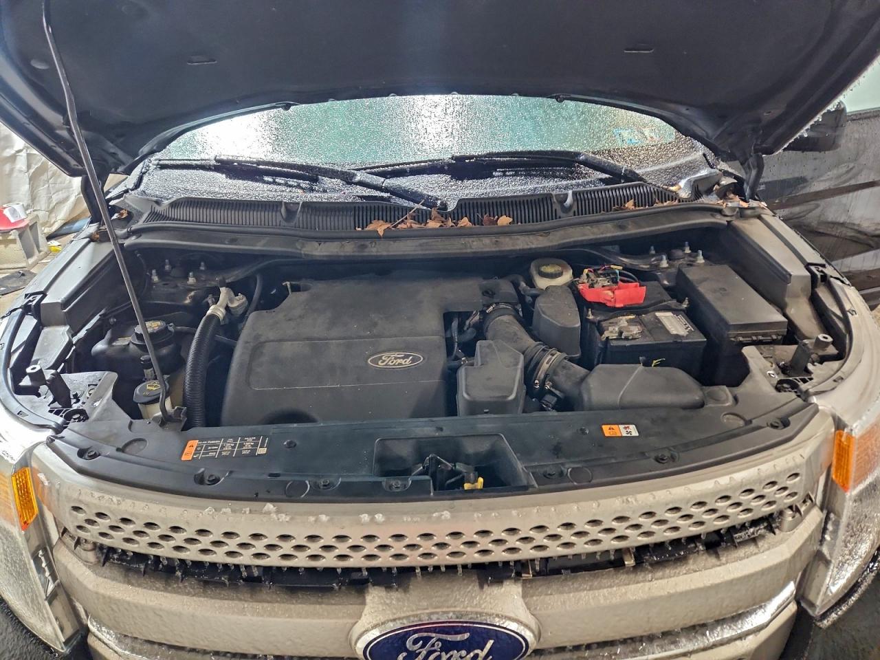 Ford Explorer Image 12