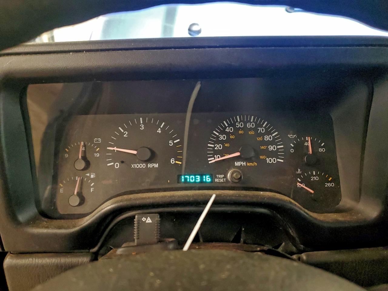 Jeep Wrangler Se Image 7