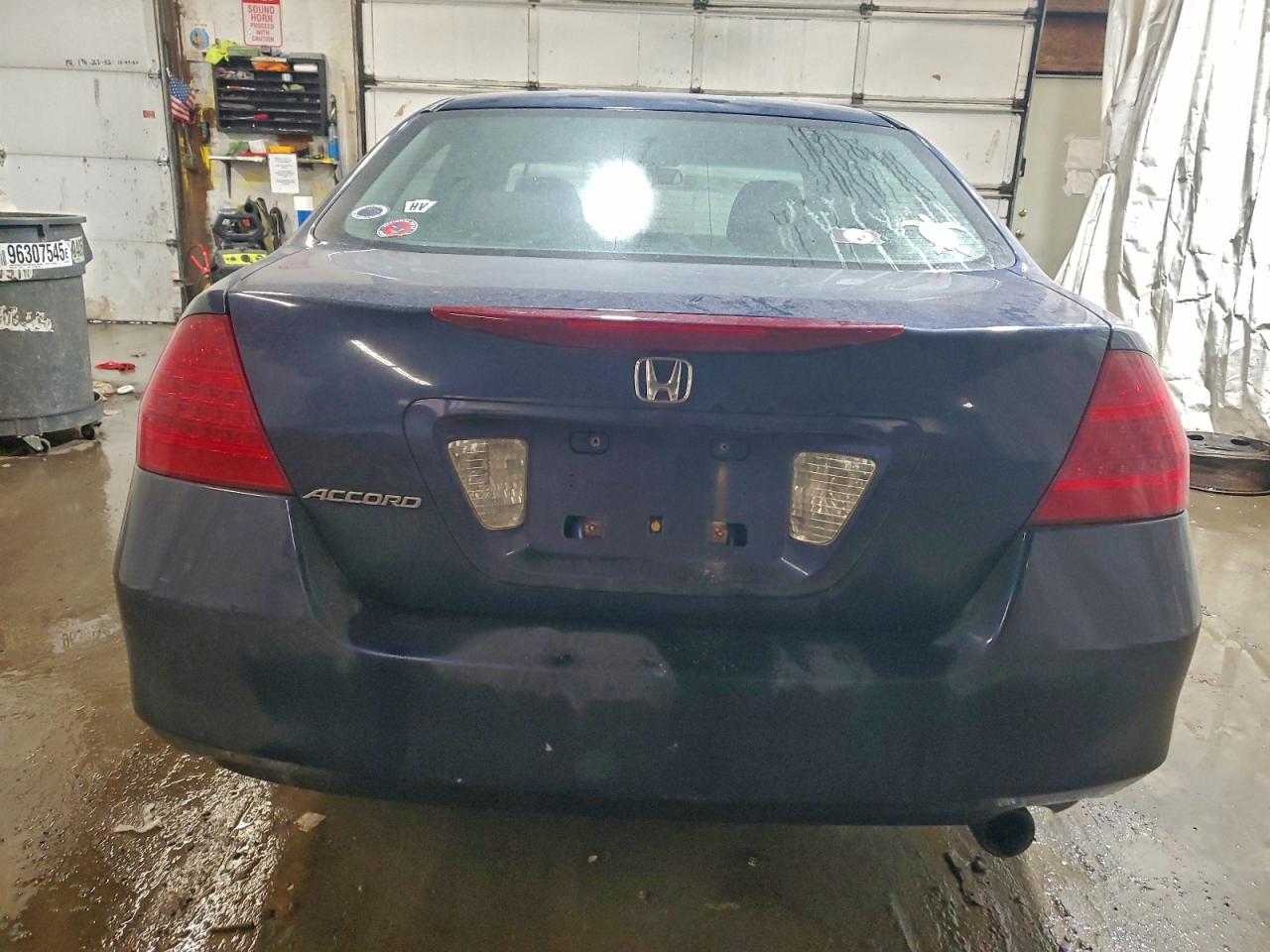 Honda Accord Lx Image 2