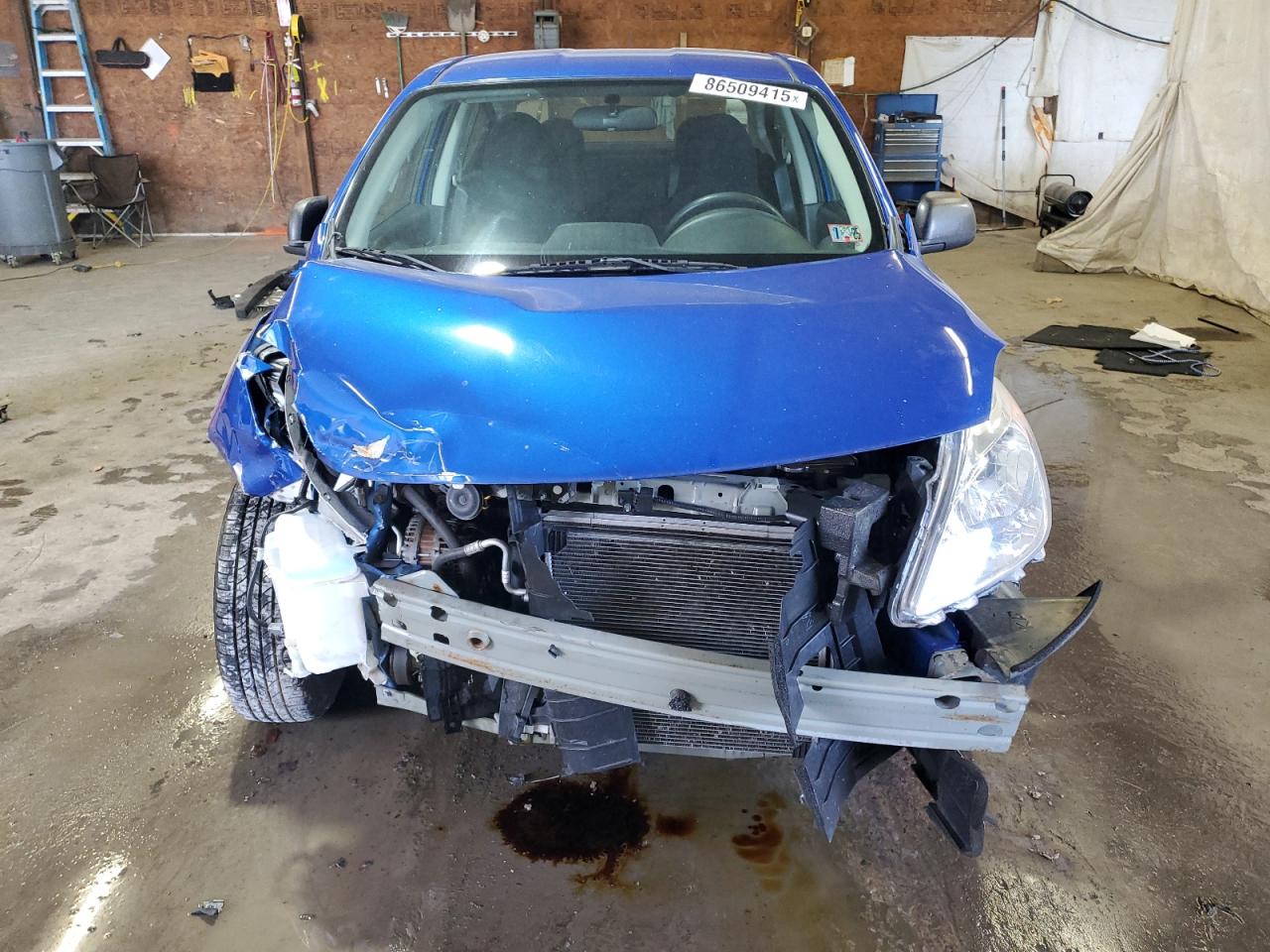 Nissan Versa S Image 7