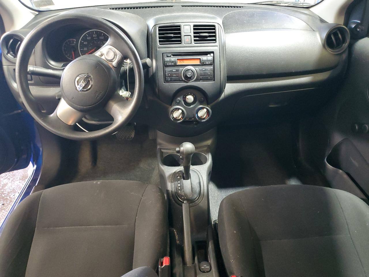 Nissan Versa S Image 2