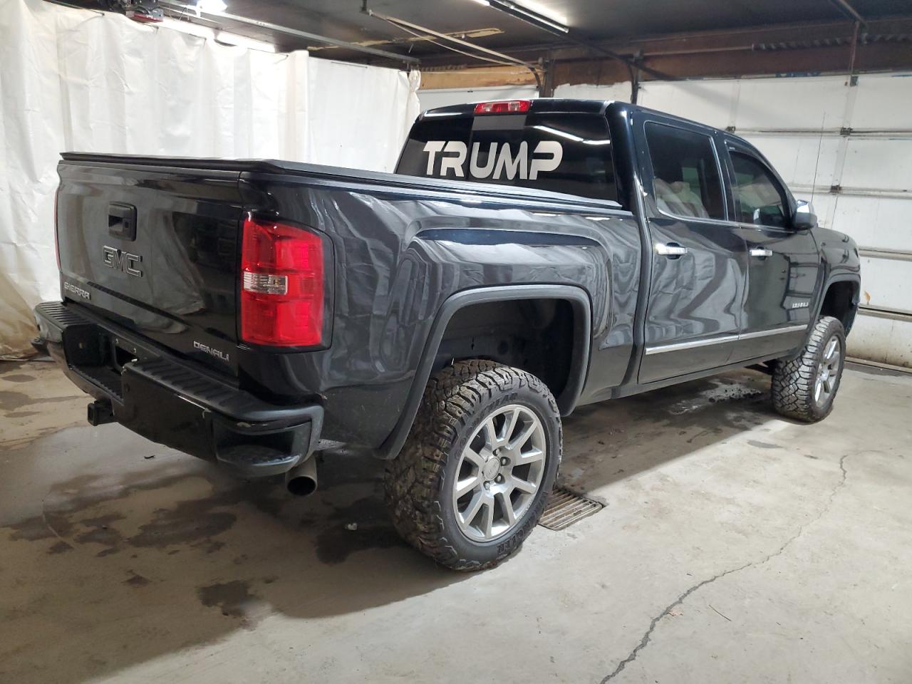 GMC Sierra K1500 Denali Image 3