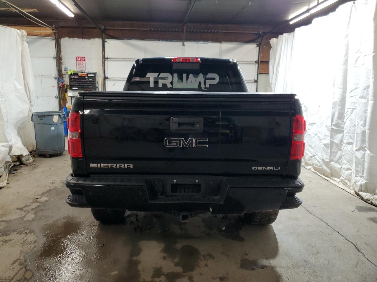 GMC Sierra K1500 Denali Image 9