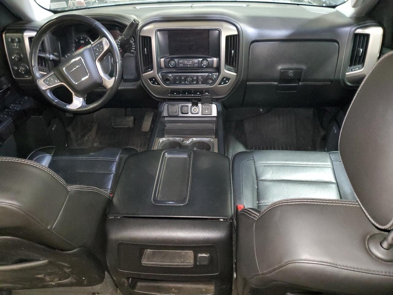 GMC Sierra K1500 Denali Image 5