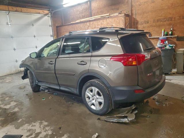 Toyota RAV4 Le Image 7