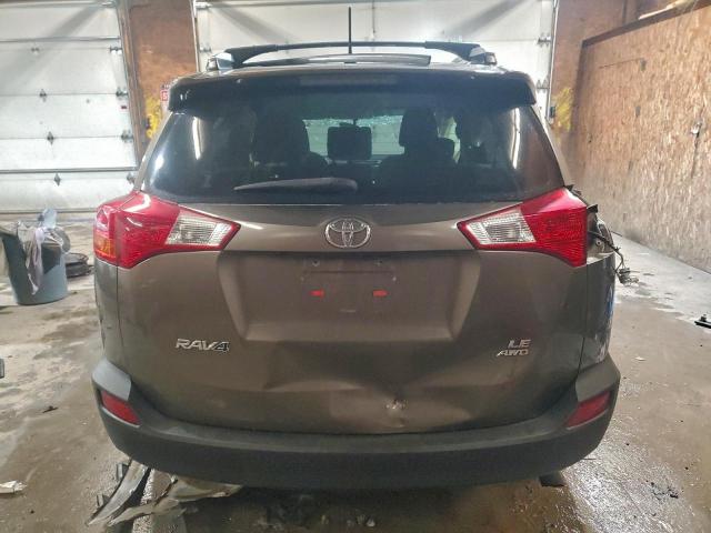 Toyota RAV4 Le Image 9