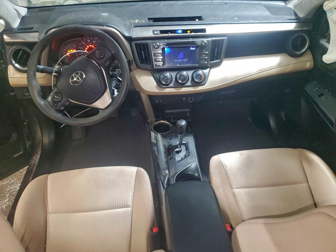 Toyota RAV4 Le Image 2