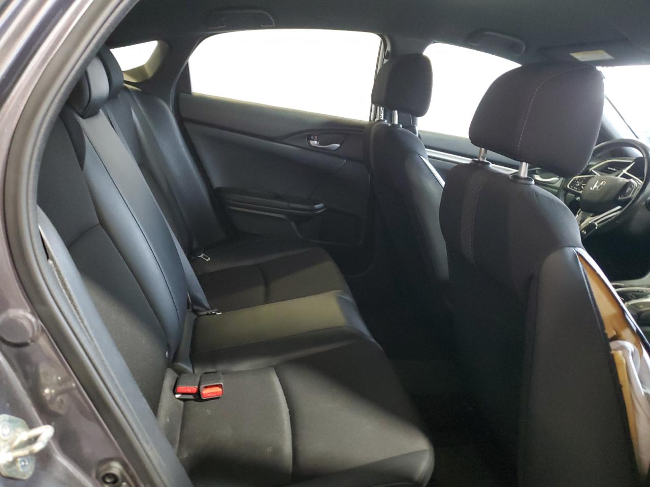 Honda Civic Sport Image 4