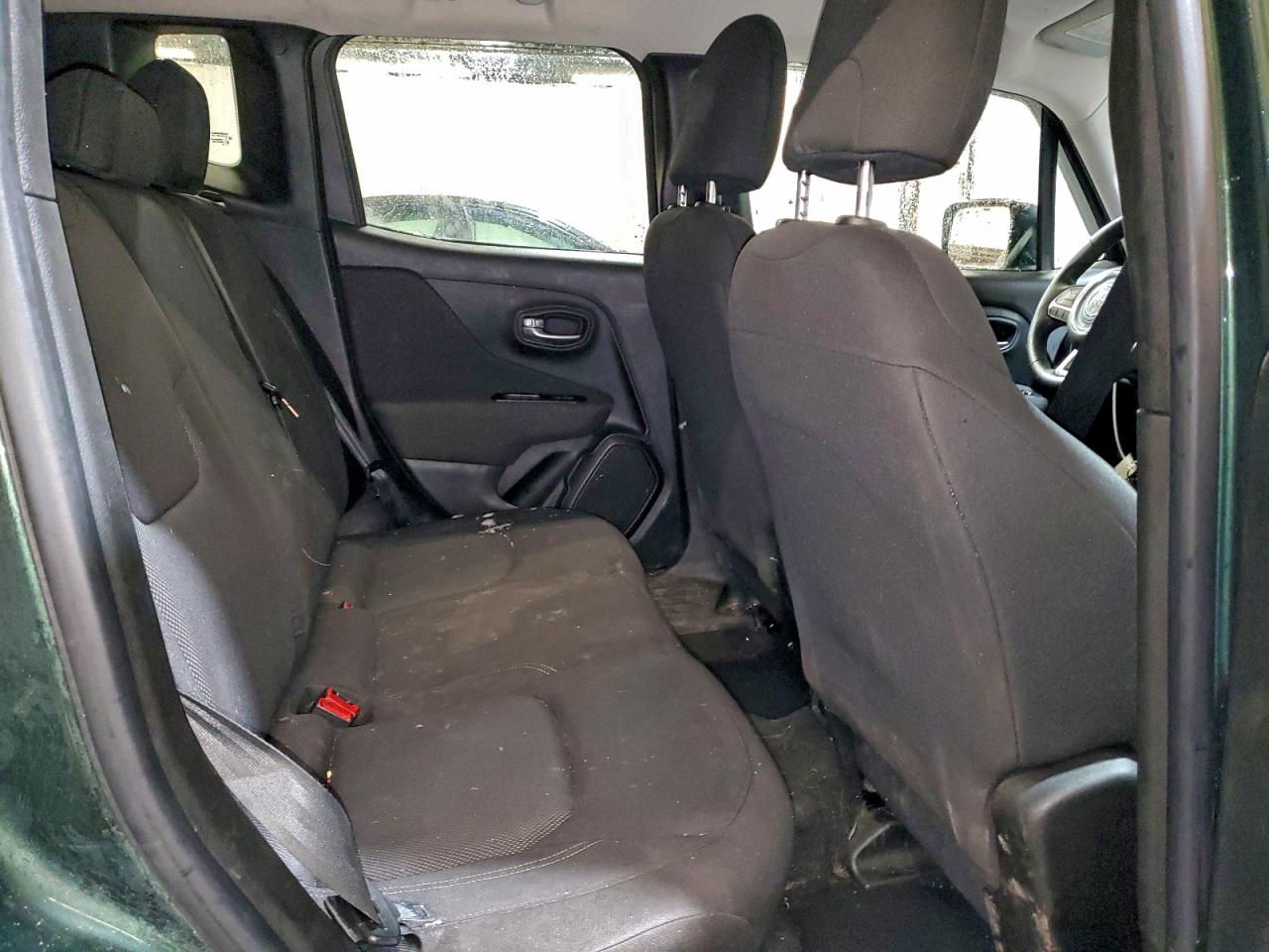 Jeep Renegade Sport Image 9