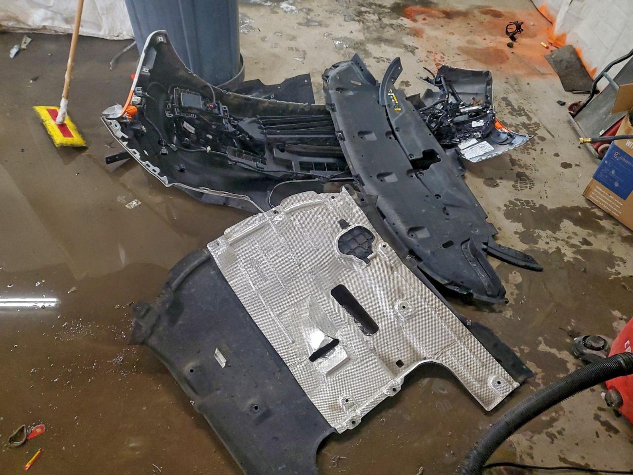 Chrysler Pacifica Hybrid Limited Image 12