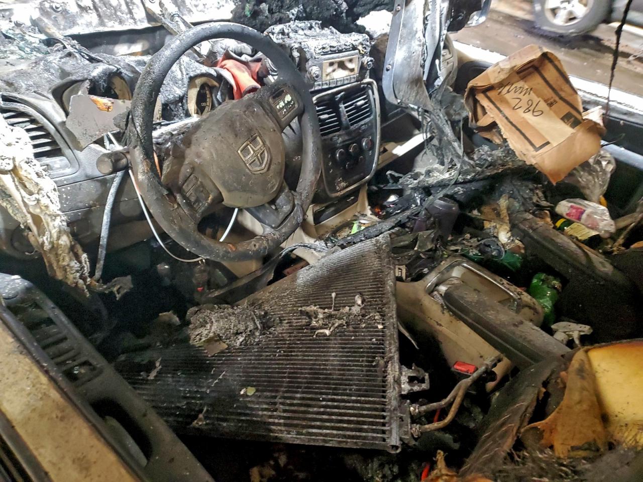 Dodge Caravan Sxt Image 11