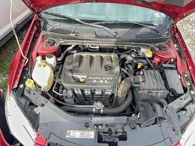 Chrysler 200 Lx Image 4