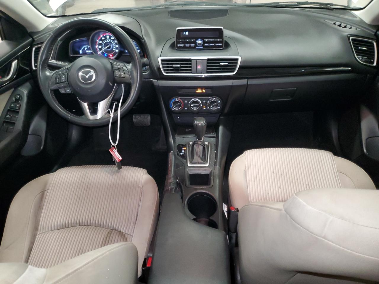 Mazda 3 Touring Image 12