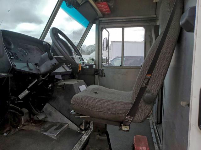 Ford Econoline E350 Super Duty Stripped Chassis Image 11