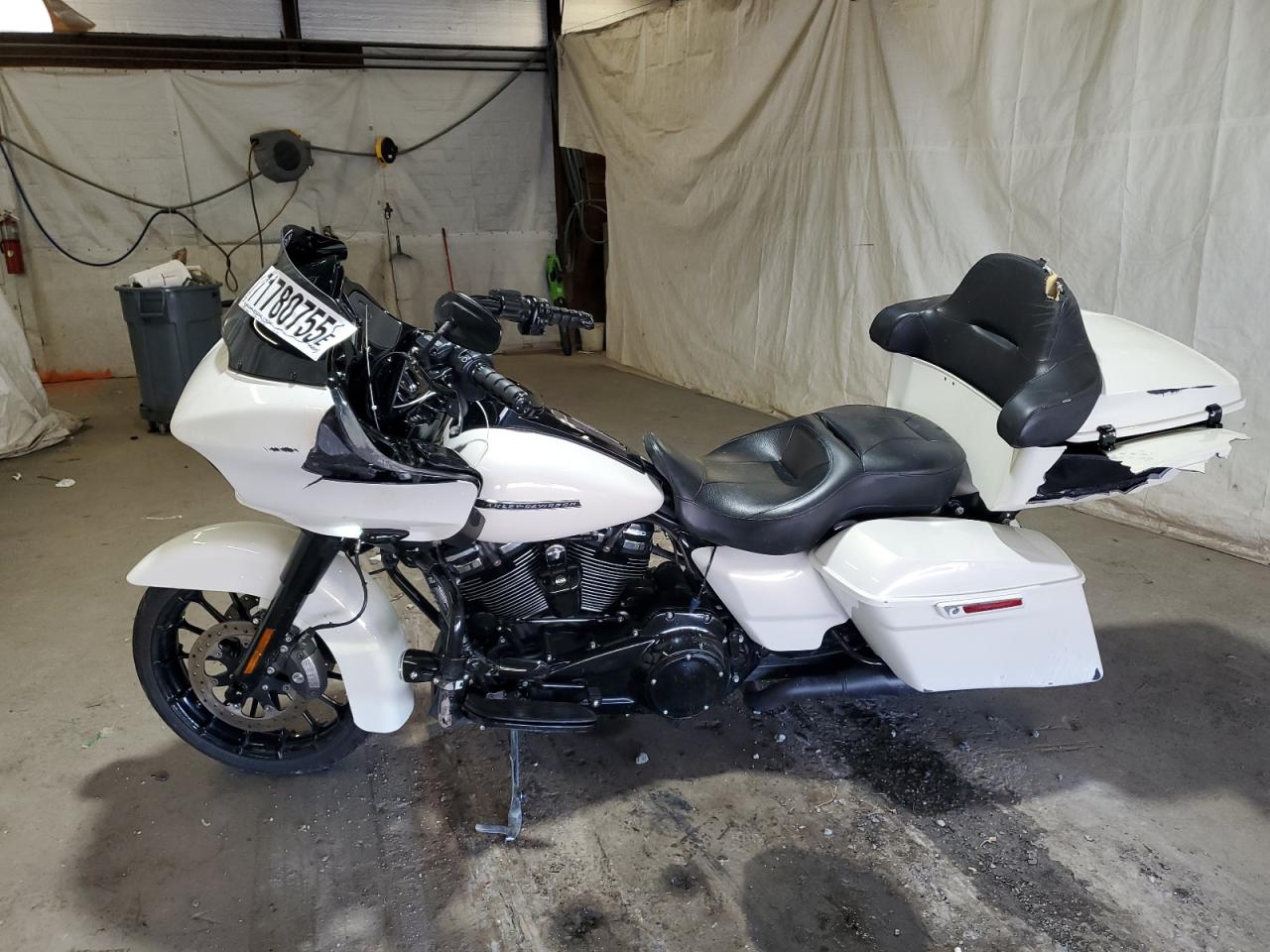 Harley-Davidson Fl Road Glide Special Image 8