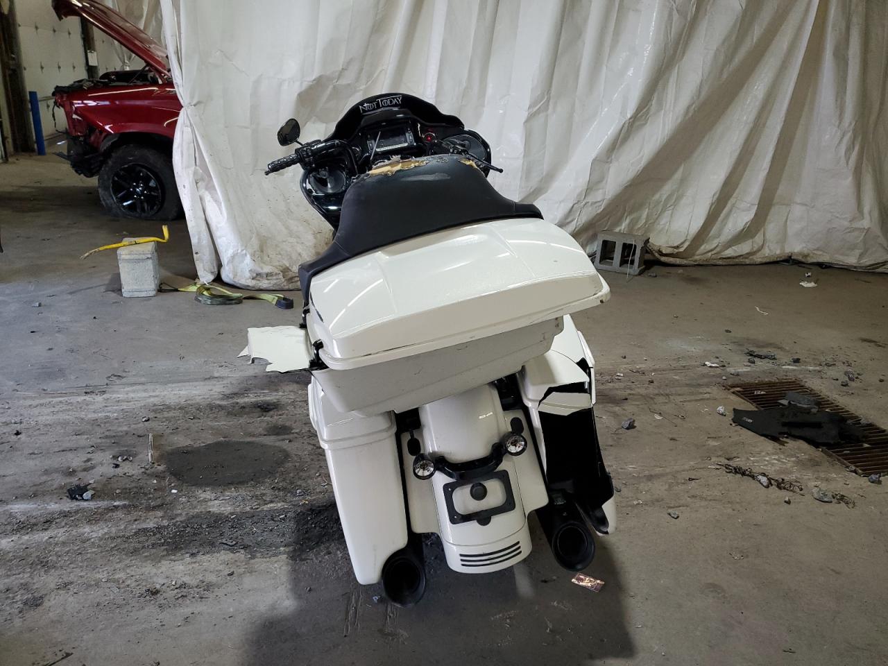 Harley-Davidson Fl Road Glide Special Image 2