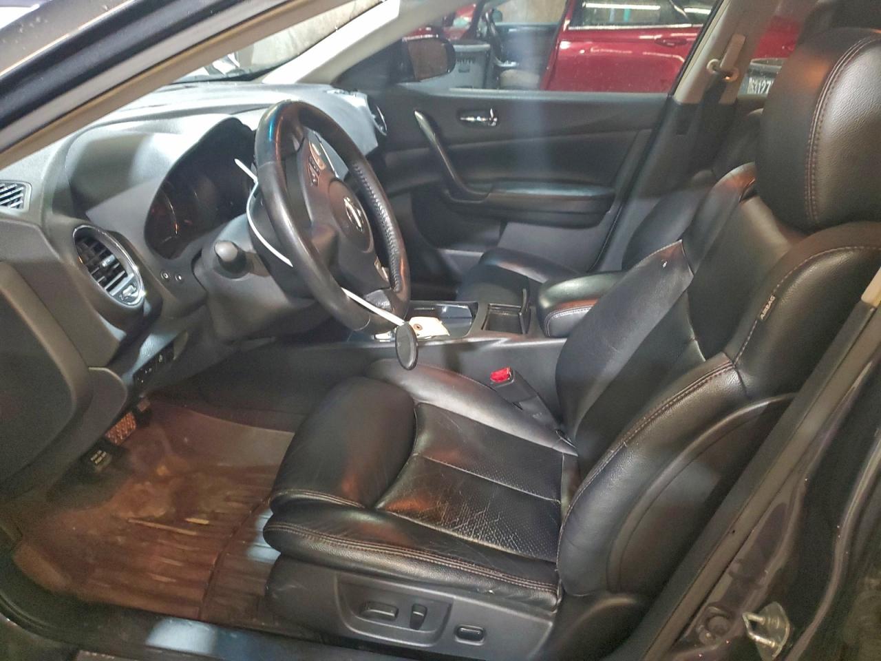 Nissan Maxima S Image 6