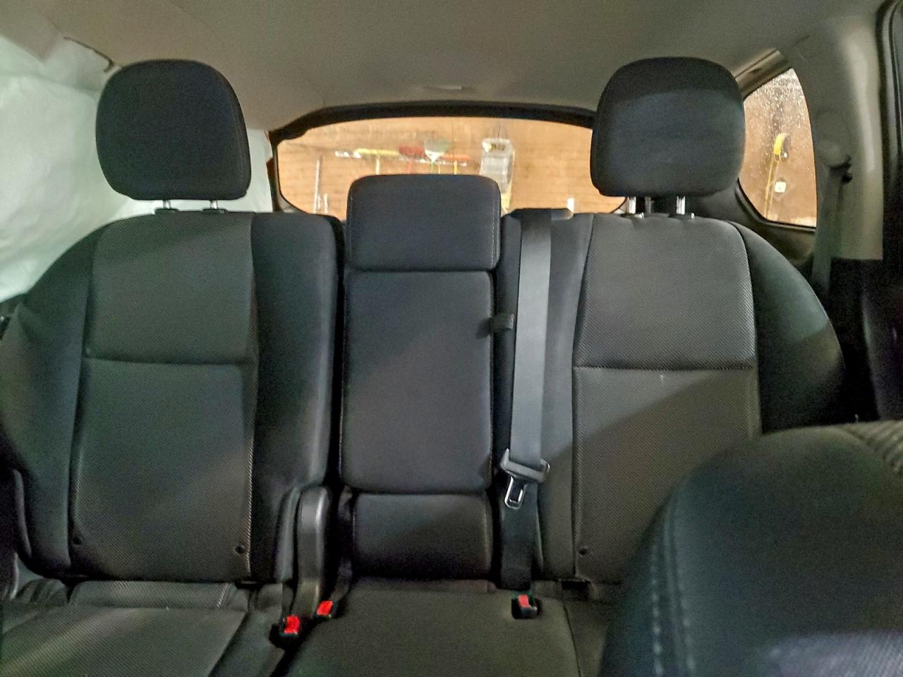 Nissan Pathfinder S Image 7