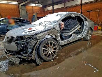  Salvage Lincoln MKZ