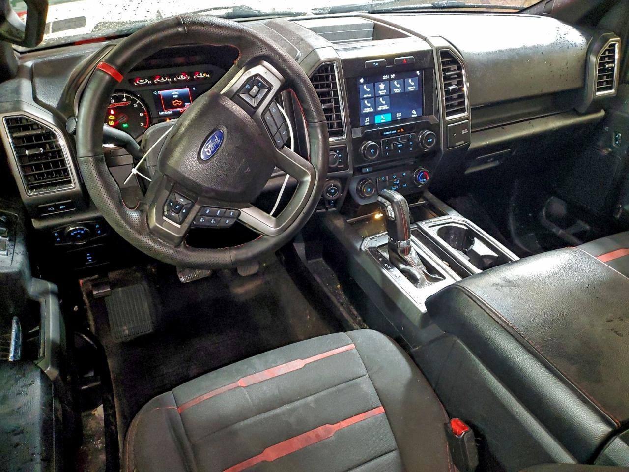 Ford F-150 Supercrew Image 10