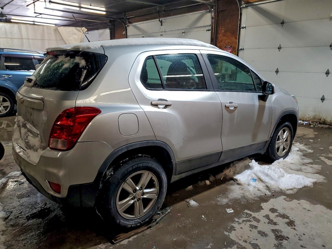 Chevrolet Trax Ls Image 5
