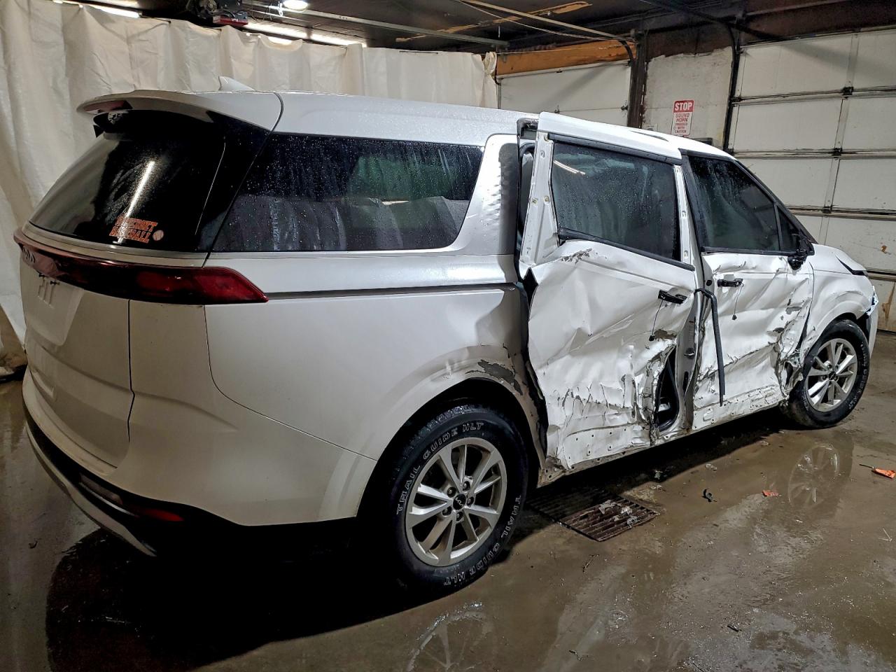 Kia Carnival Lx Image 6