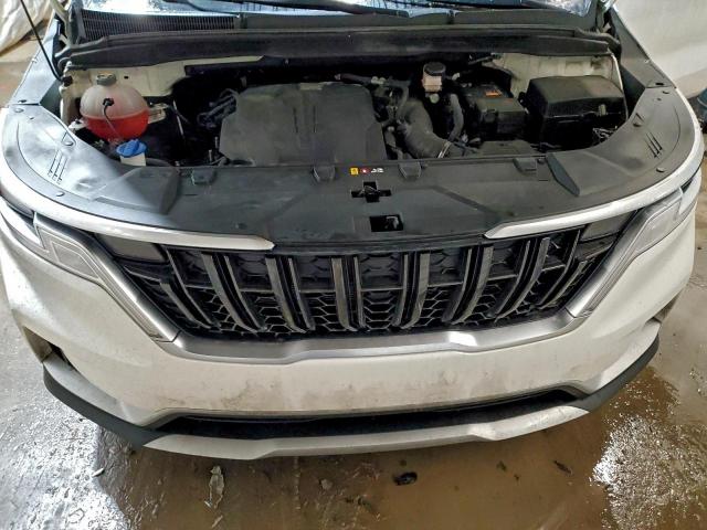 Kia Carnival Lx Image 9