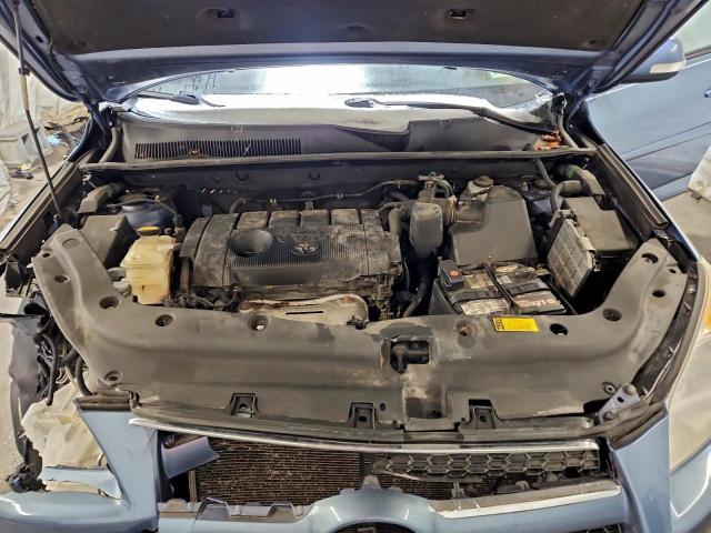 Toyota RAV4 Limited Image 9