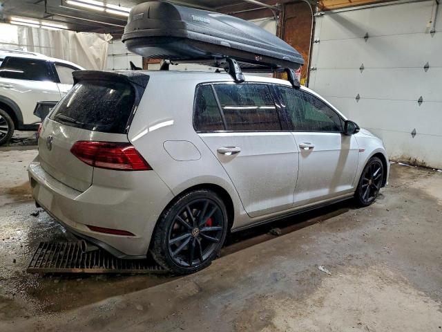 Volkswagen GTI S Image 2