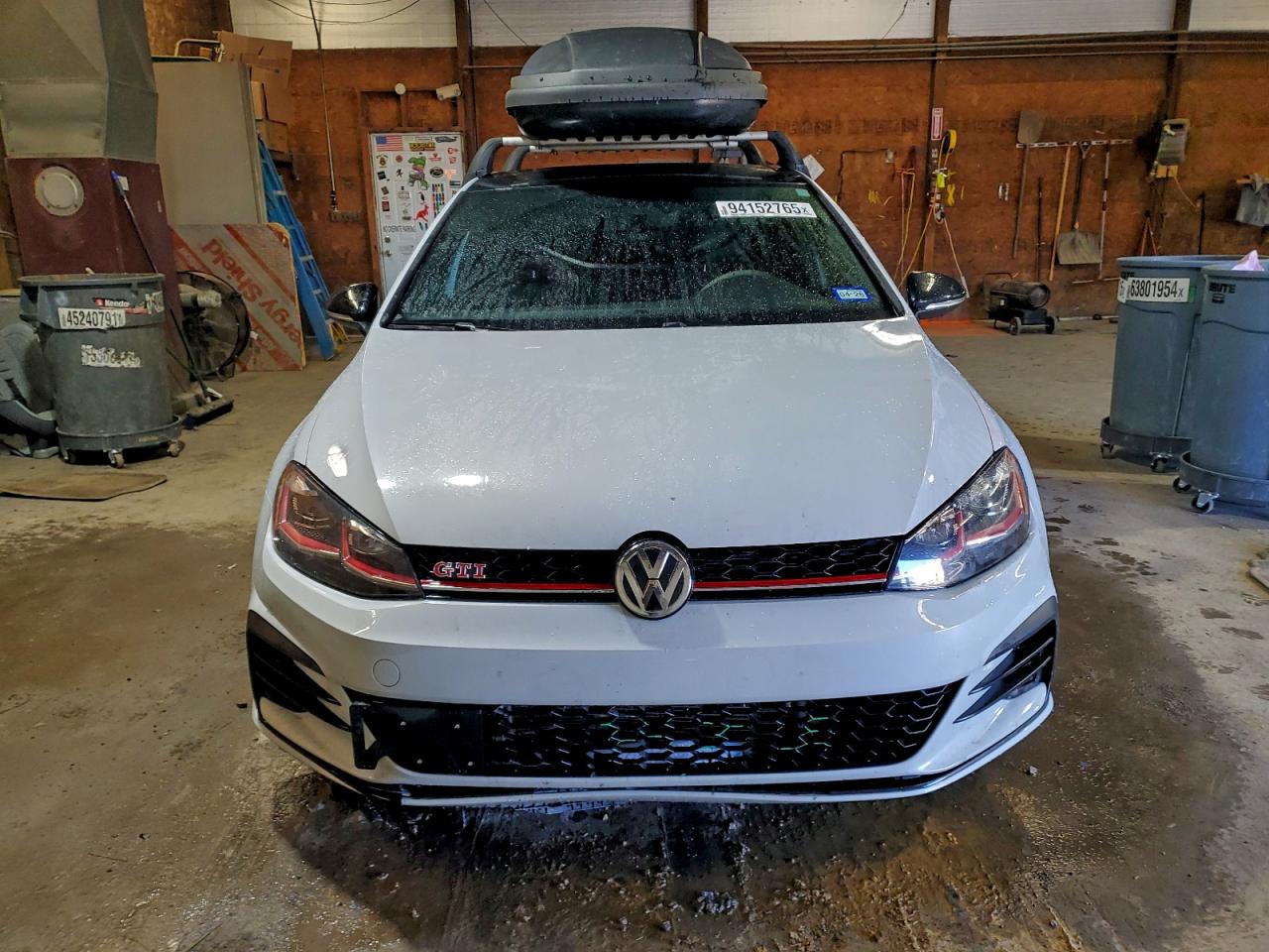 Volkswagen GTI S Image 3