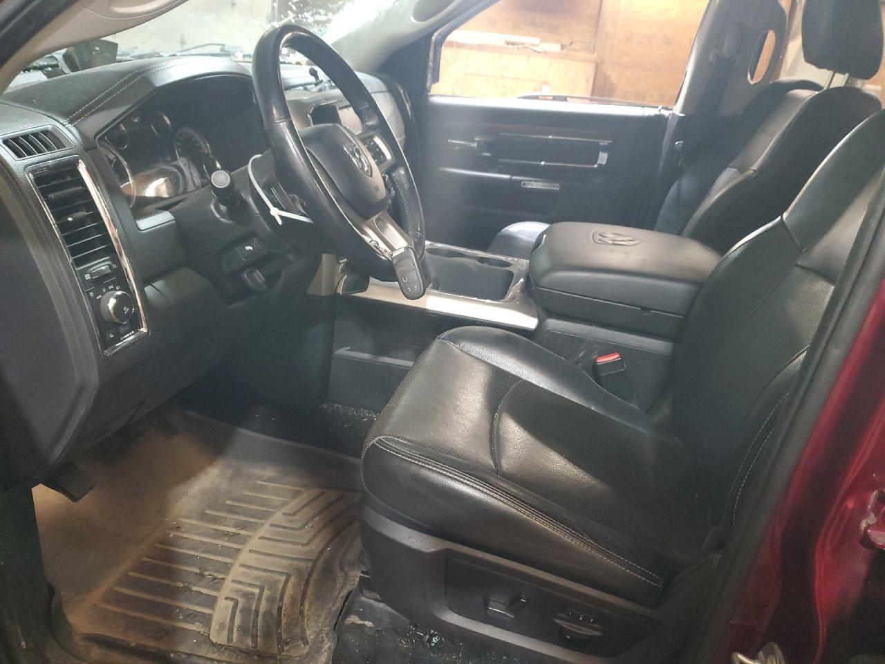 Ram 1500 Laramie Image 9