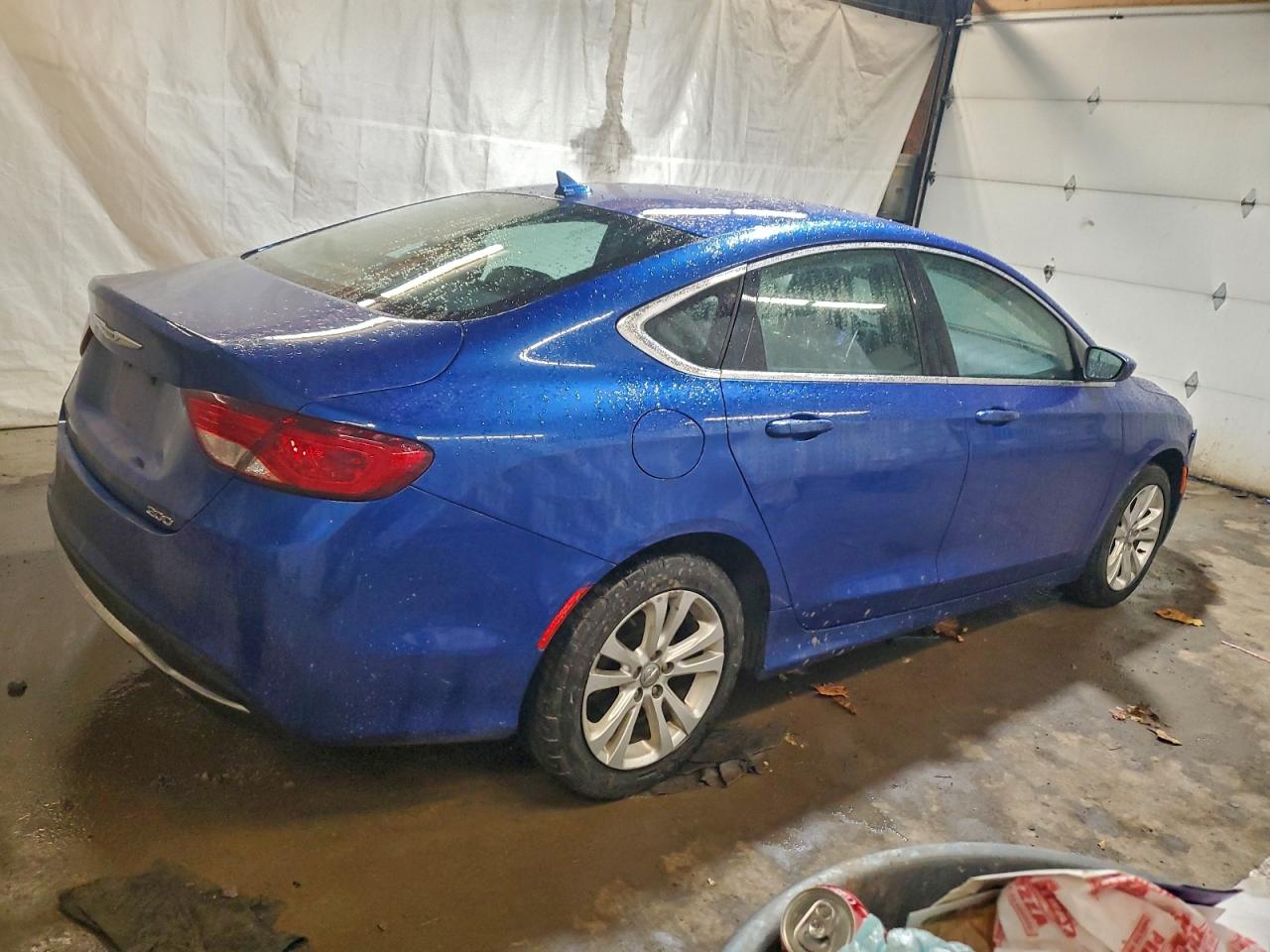 Chrysler 200 Limited Image 11