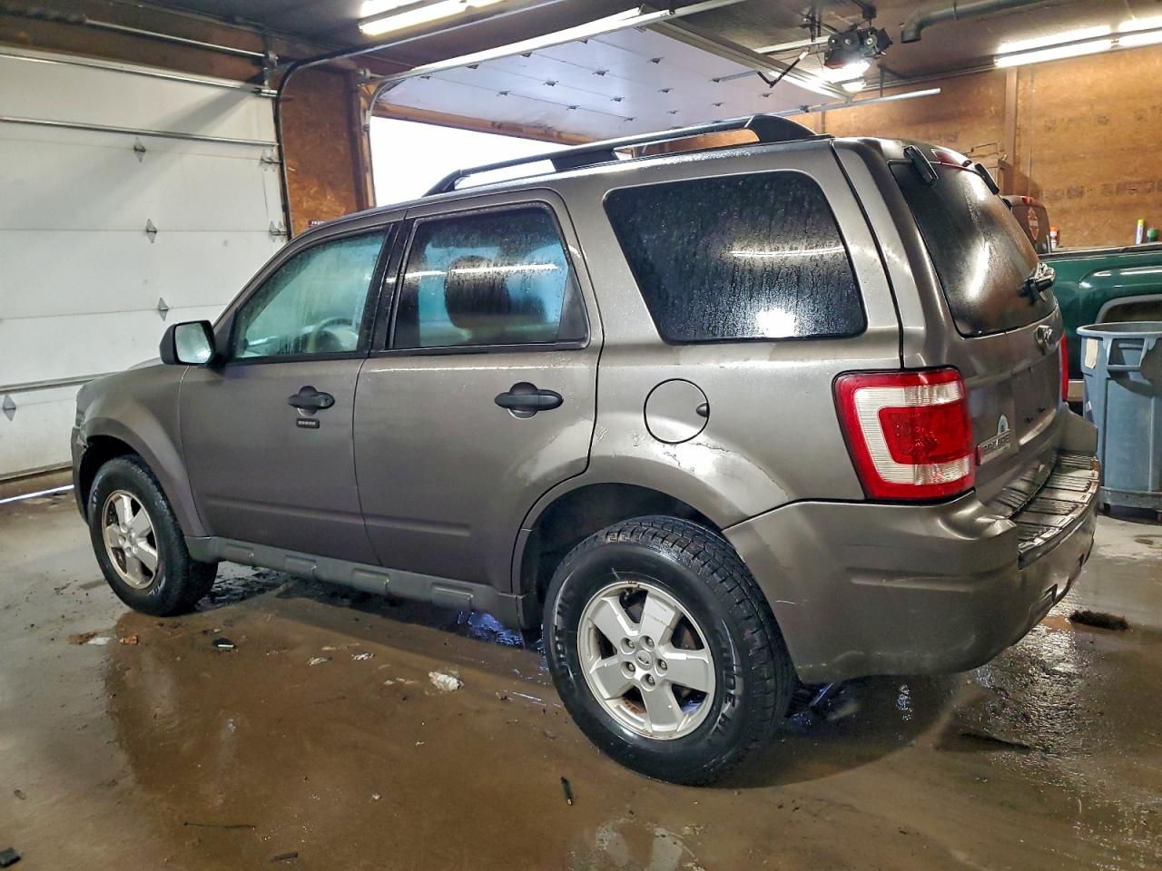 Ford Escape Xlt Image 2