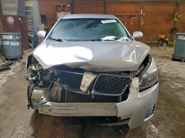 Pontiac Vibe Image 7