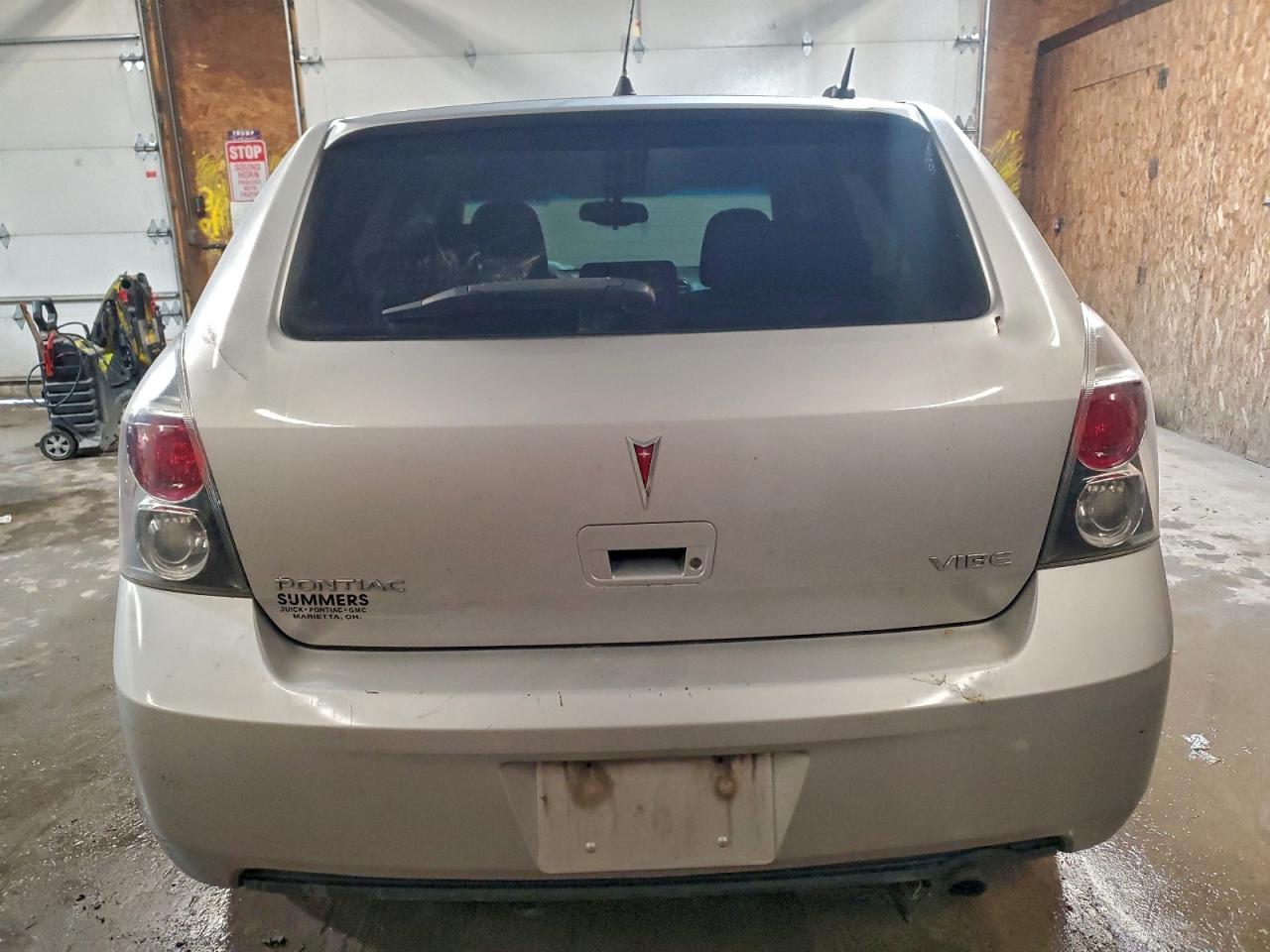 Pontiac Vibe Image 5