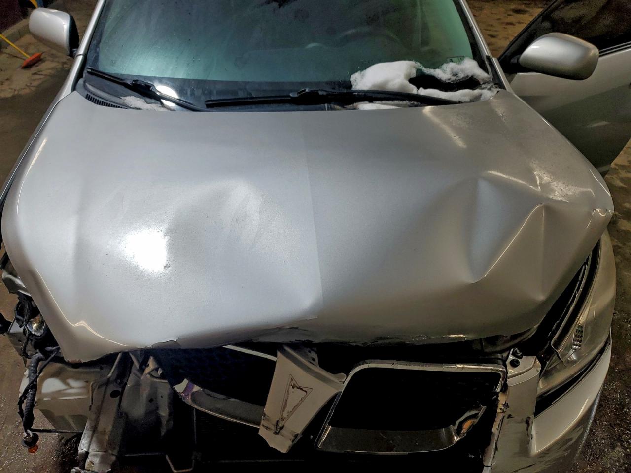 Pontiac Vibe Image 11